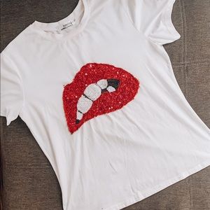Makiyo Sequin Lip Bite Tee